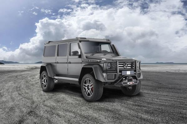 New Yorkers driving to their Hamptons homes are so worried a<em></em>bout their safety, they’re turning to a former Austrian commando who helps armor Range Rovers, Mercedes G-Classes and Lambos. Matthias Fitzthum of Bespoke Home & Yacht Security told The Post he has a waiting list of clients extending through the middle of 2025. Services start at $250,000 and can crack $1.5 million for armoring.