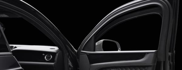 Features include bulletproof glass up to 3 inches thick that can stop 9 mm handgun bullets or Kalashnikov sniper projectiles, ballistic steel and an oxygen overpressure system.