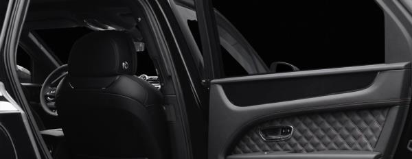 Windows on the driver's side o<em></em>nly open 10 centimeters wide ever, wide enough to pass a docu<em></em>ment. Rear windows don’t open at all.