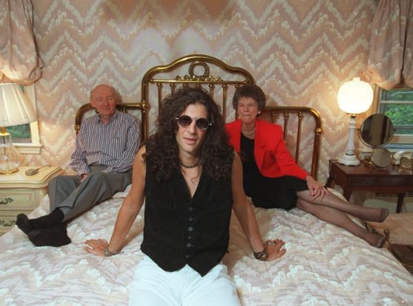 Howard Stern alo<em></em>ngside his parents at their Long Island home in 1993 -- several years before he purchased their Brooklyn home. 