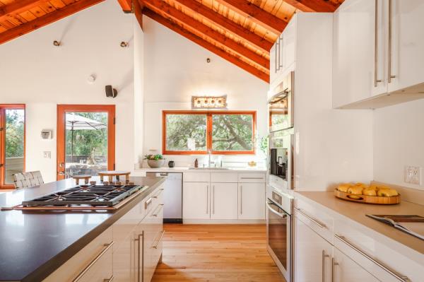 The kitchen.