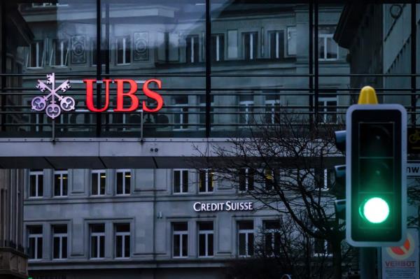 Logos of the Swiss banks Credit Suisse and UBS