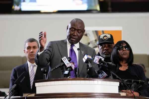 Civil rights attorney Ben Crump speaks at a news co<em></em>nference with the family of Tyre Nichols.