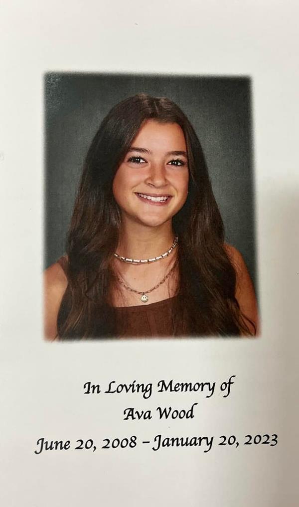 Photo of slain girl from vigil