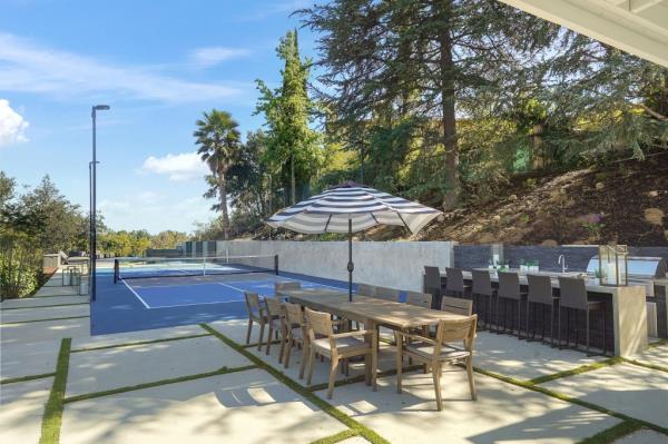 randall emmett relists LA home