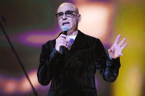  Robert Downey Jr. speaks o<em></em>nstage as me<em></em>tallica Presents: The Helping Hands Co<em></em>ncert (Paramount+) at Microsoft Theater on December 16, 2022 in Los Angeles.