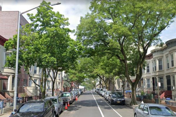 Woman fatally stabbed.