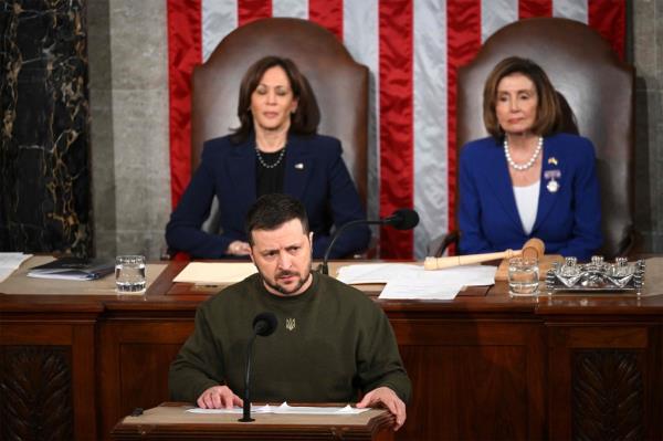 Vice President Harris and House Speaker Pelosi listen as Zelensky addresses Congress. 