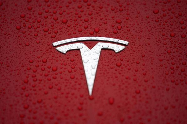 Tesla logo