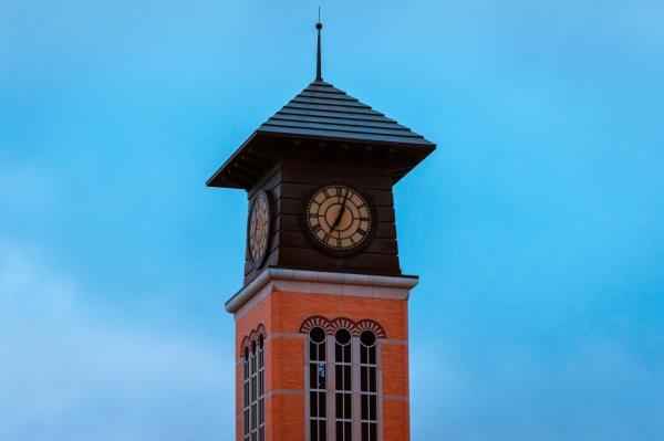 Grand Valley State University in Michigan came under fire for holding separate graduation ceremo<em></em>nies for student of different races, sexualities and gender identity.