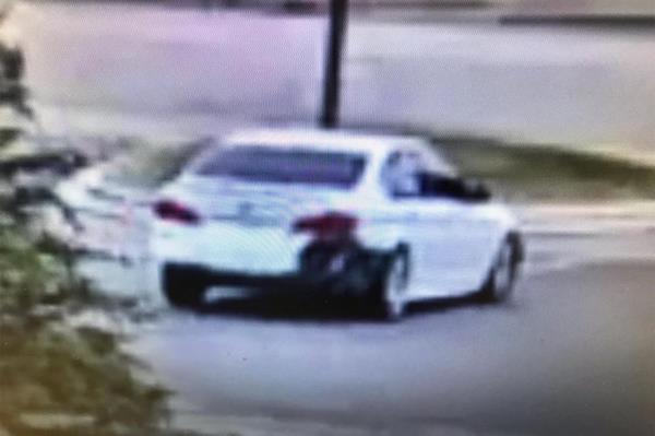 A picture of the white BMW.