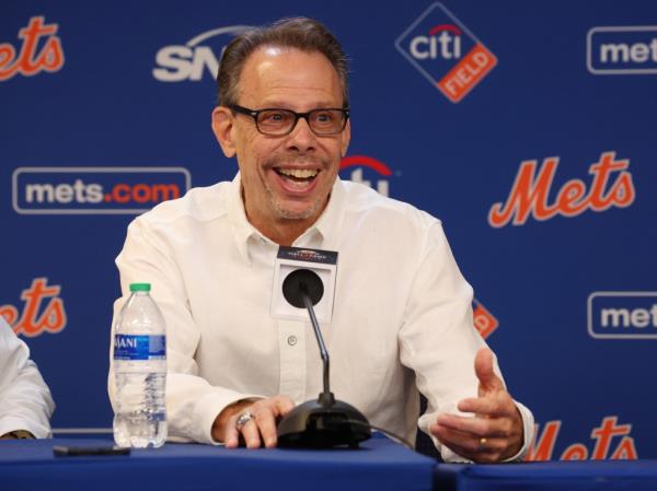 How Rose speaks to the media before he is inducted into the Mets Hall of Fame on June 3. 