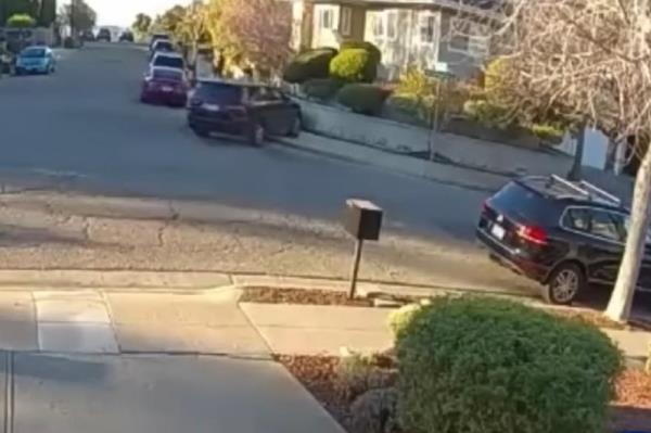 A Doordash worker stopped a child abduction in the Oakland hills.