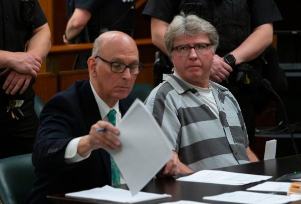 Lawyer Kurt Mausert and his client Kevin Mo<em></em>nahan 