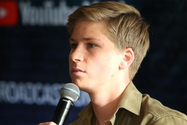 Robert Irwin called on men to normalize havin<em></em>g co<em></em>nversations a<em></em>bout women's health issues like endometriosis.