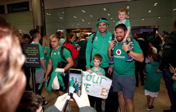 RETURNING HOME: Ireland’s Tadhg Beirne with fans. Pic: ?INPHO/Ben Brady