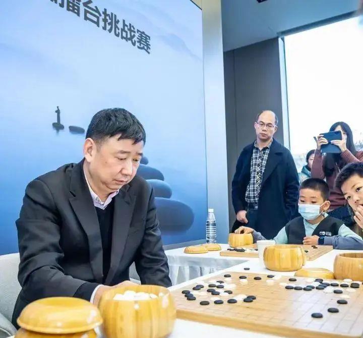 国内比较火的围棋对弈平台_围棋对弈平台免费下载_网上下围棋, 围棋的智慧：探索网上对弈的深度与乐趣