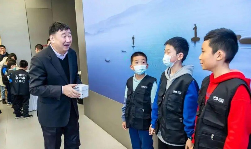 网上下围棋, 围棋的智慧：探索网上对弈的深度与乐趣_围棋对弈平台免费下载_国内比较火的围棋对弈平台