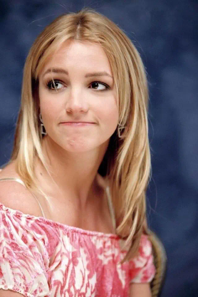 小甜甜布兰妮无意中打了自己的脸，NBA球星的保安没有因殴打被起诉_小甜甜布兰妮无意中打了自己的脸，NBA球星的保安没有因殴打被起诉_小甜甜布兰妮无意中打了自己的脸，NBA球星的保安没有因殴打被起诉