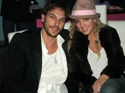 小甜甜布兰妮无意中打了自己的脸，NBA球星的保安没有因殴打被起诉_小甜甜布兰妮无意中打了自己的脸，NBA球星的保安没有因殴打被起诉_小甜甜布兰妮无意中打了自己的脸，NBA球星的保安没有因殴打被起诉