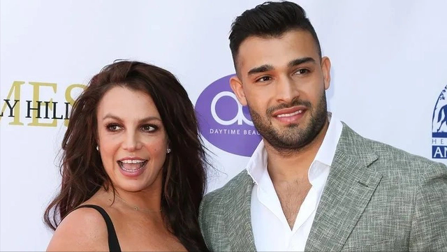 小甜甜布兰妮无意中打了自己的脸，NBA球星的保安没有因殴打被起诉_小甜甜布兰妮无意中打了自己的脸，NBA球星的保安没有因殴打被起诉_小甜甜布兰妮无意中打了自己的脸，NBA球星的保安没有因殴打被起诉