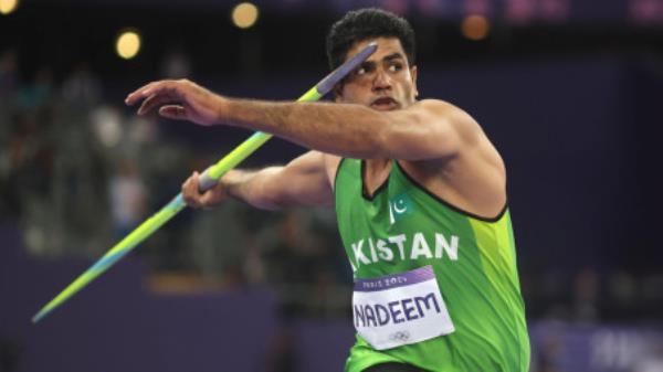 Arshad Nadeem reveals he beat Neeraj Chopra to win gold despite carrying injury