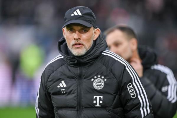 Thomas Tuchel of Bayern Munich looks on prior to the friendly match between FC ba<em></em>sel and FC Bayern München at St. Jakob-Park on January 6, 2024