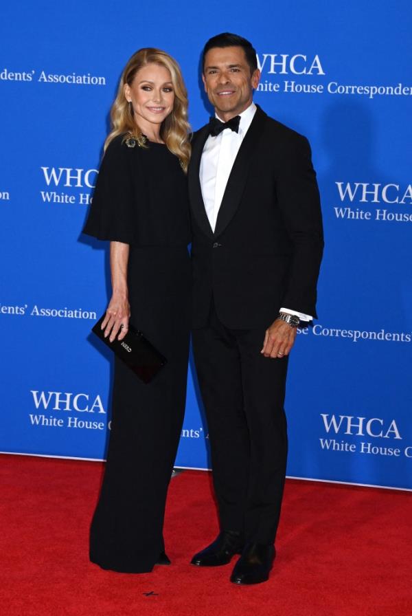 White House Correspondents?￠ Dinner held at the Washington Hilton Hotel on April 29, 2023 in Washington D.C. 29 Apr 2023 Pictured: Kelly Ripa and Mark Consuelos. Photo credit: Arroyo-OCo<em></em>nnor / AFF-USA.com / MEGA TheMegaAgency.com +1 888 505 6342</p>

<p>　　